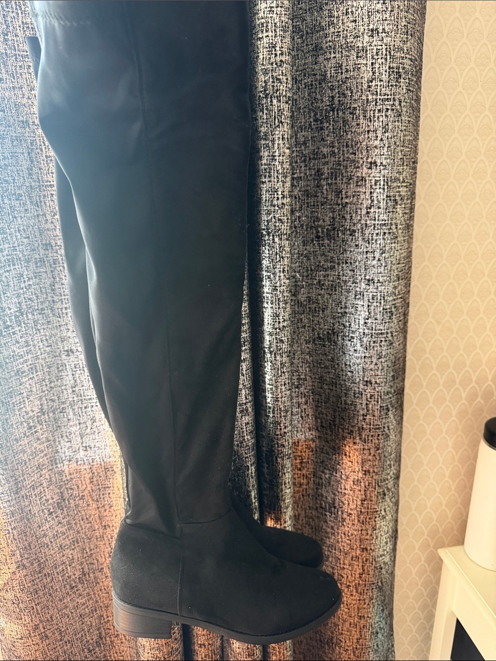 Black Men's Knee-High Dress Pants